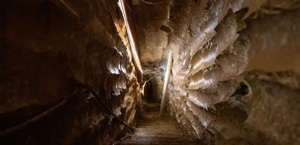 بالصور: ضربة تحت الأرض… إسرائيل تعلن تدمير نفق للحزب في الجنوب