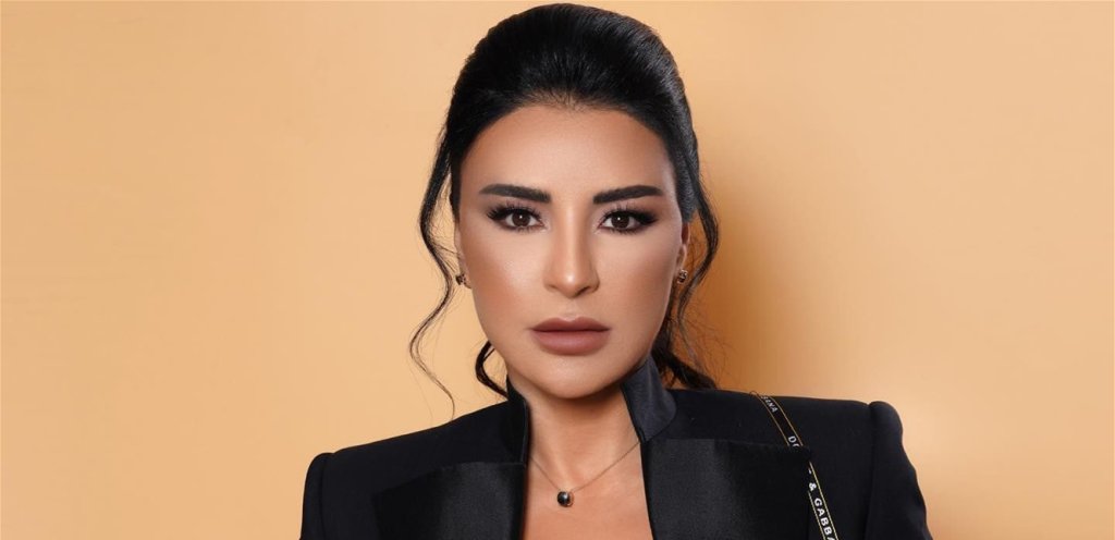 “ما كنت بتخايل بيوم إنّي إنعيك بعزّ شبابك”.. الموت يؤلم ماغي بو غصن وزوجها بأعز الناس