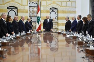 إسقاط الحكومة… ممنوع!