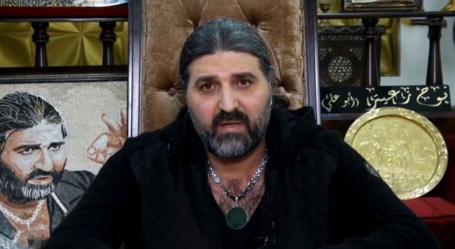 مداهمة واسعة في الشراونة… “الجيش” يقتحم منزل نوح زعيتر ويصادر عتادًا