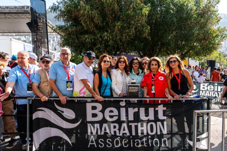 10 آلاف مشتركة ومشترك ركضوا سباق سبينيس للسيدات في مدينة جونية