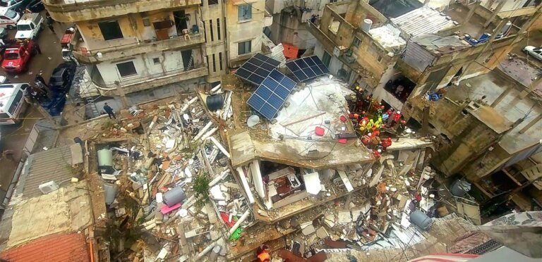 “جريمة الفقر” يعاقب اصحابها بالموت تحت الركام