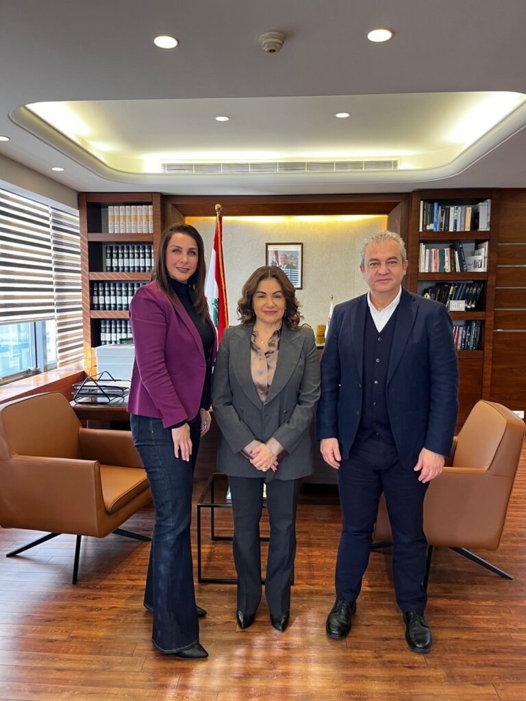 زيارة معالي وزيرة الشؤون الاجتماعية وبحث ملف تنموي متكامل لصيدا