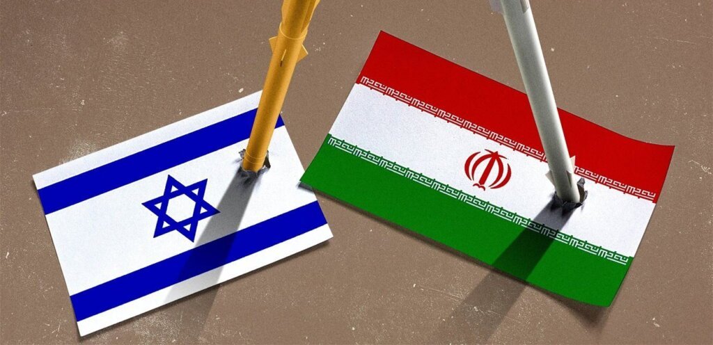 “أجهزة لاسلكية” سُلمت لـ”وزراء” قبل ضرب إيران.. صحيفة إسرائيلية تكشف