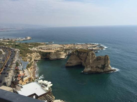 بالأسماء والوظائف.. من هم المستهدفون في فندق الروشة؟