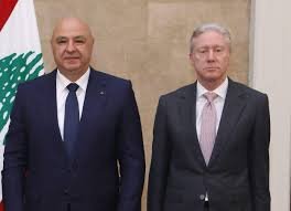 لمَ لا تبدّد الدولة الضبابيةَ المحيطة بقرار طرد السفير؟