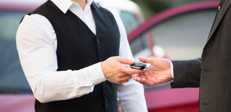 في أرقى مطاعم بيروت.. هذا ما يفعله الـ “valet parking”