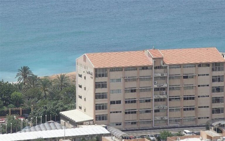 ما حقيقة إخلاء الجامعة الإسلامية من النازحين؟