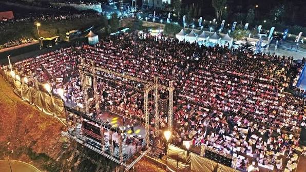 بعد غياب بيبلوس وإهمج وغلبون… قرطبا تتصدّر المشهد الفني هذا الصيف