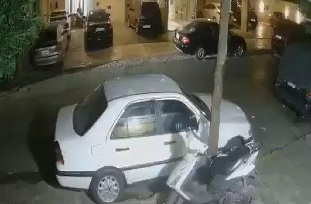 قرب دار الفتوى… نشل حقيبتها وأسقطها أرضاً!